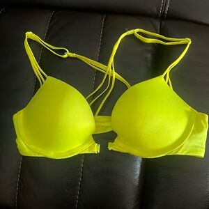 Very sexy push-up front closure